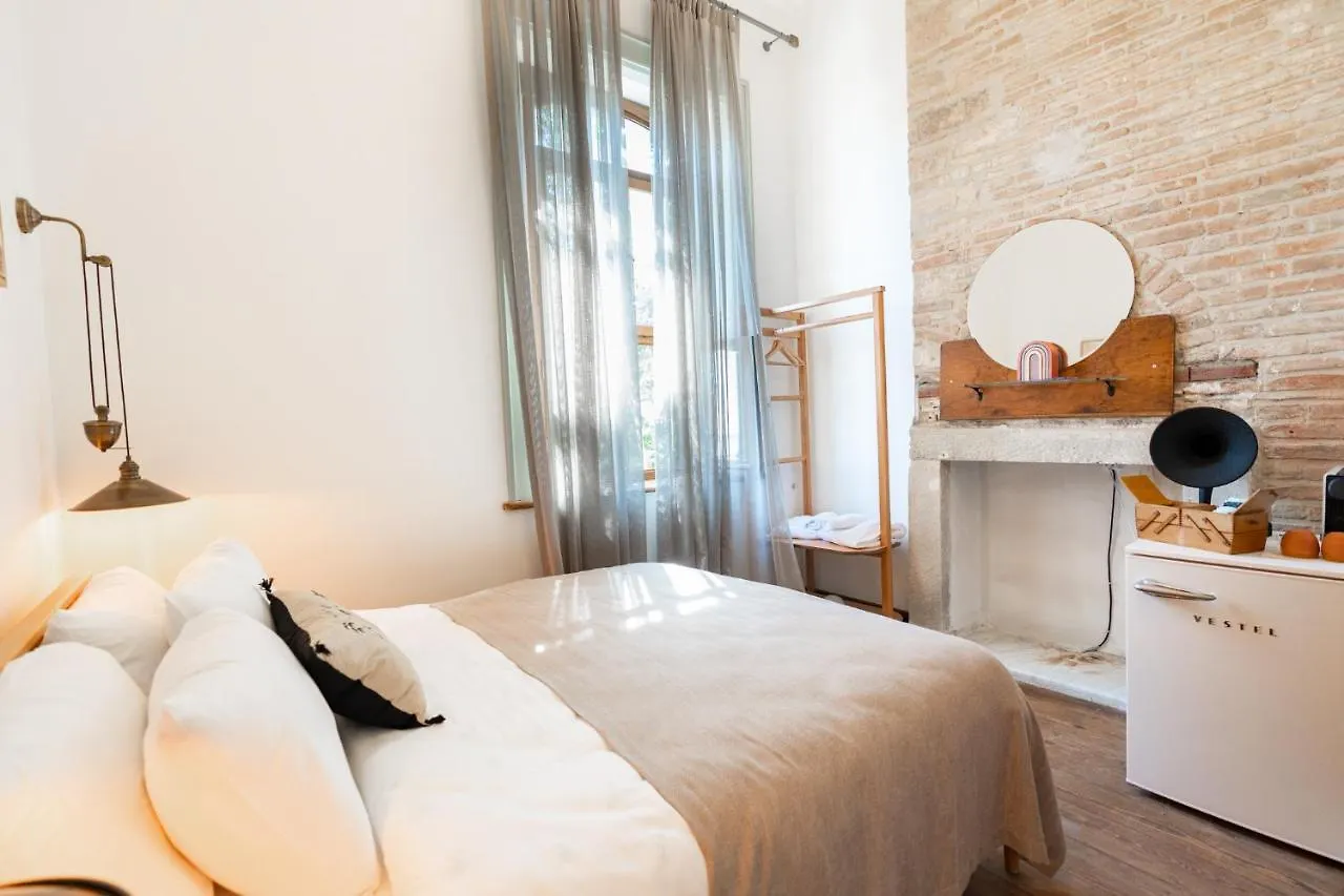 Suolo Urla Hotel