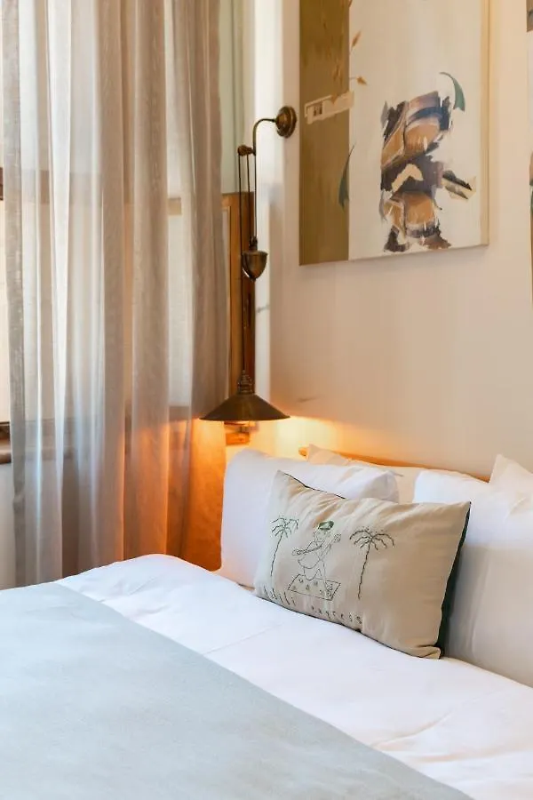 Suolo Urla Hotel